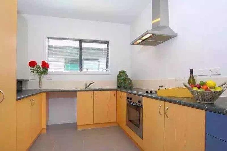 Photo of property in 15/167 Whitney Street, Blockhouse Bay, Auckland, 0600