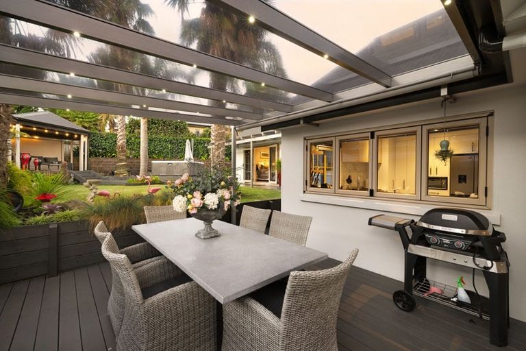 Photo of property in 62 Cairns Crescent, Rototuna, Hamilton, 3210