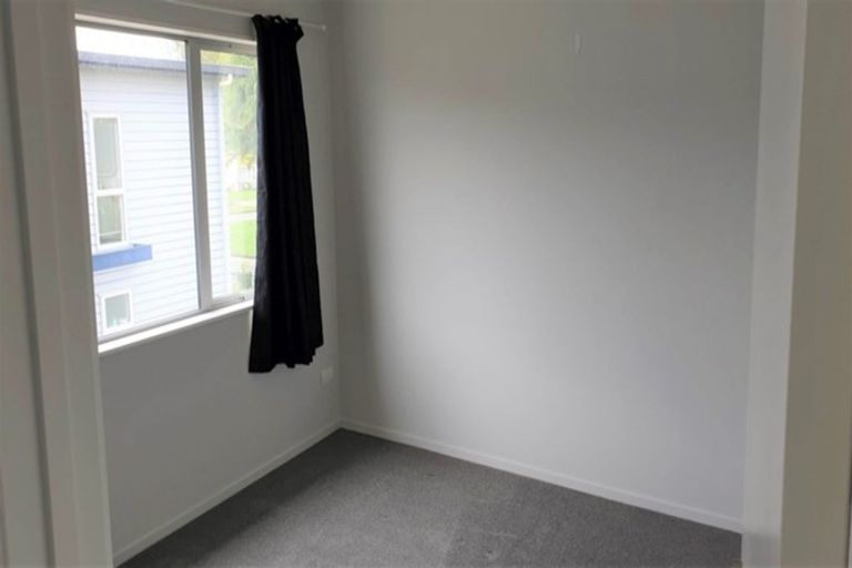 Photo of property in 2/11 Crosher Place, Silverdale, Hamilton, 3216