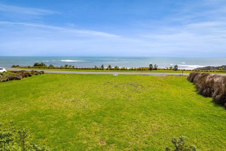 Photo of property in 3 Te Umu Hapuku Lane, Waiwhakaiho, 4312