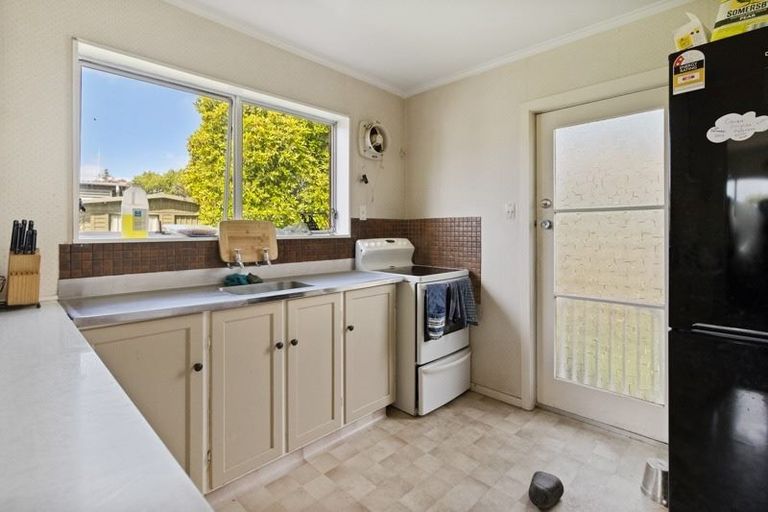 Photo of property in 50c Braid Road, St Andrews, Hamilton, 3200