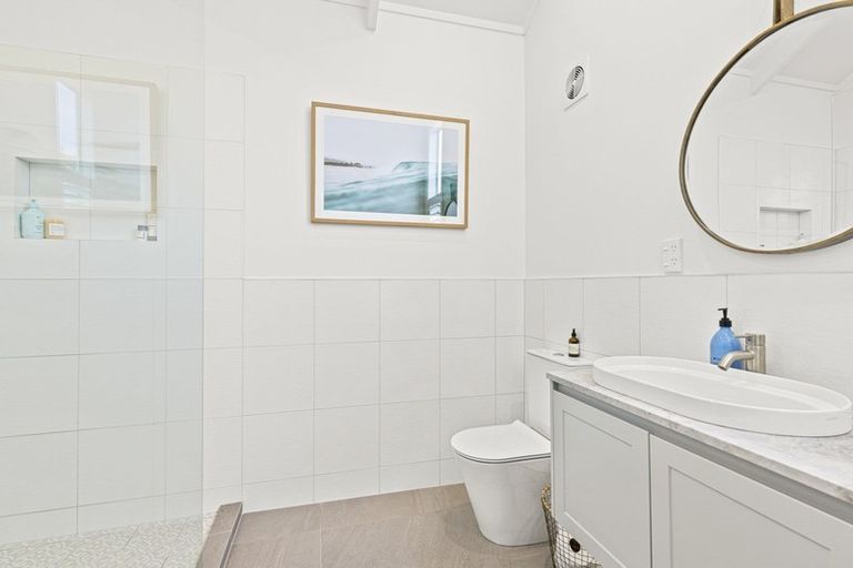 Photo of property in 12 Waimanu Place, Point Wells, Warkworth, 0986