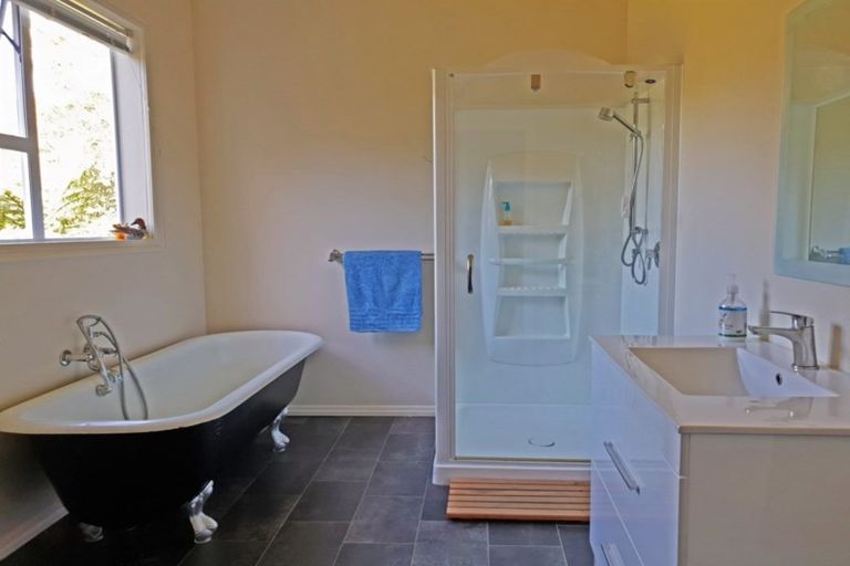 Photo of property in 97 Piko Road, Okoki, Urenui, 4375