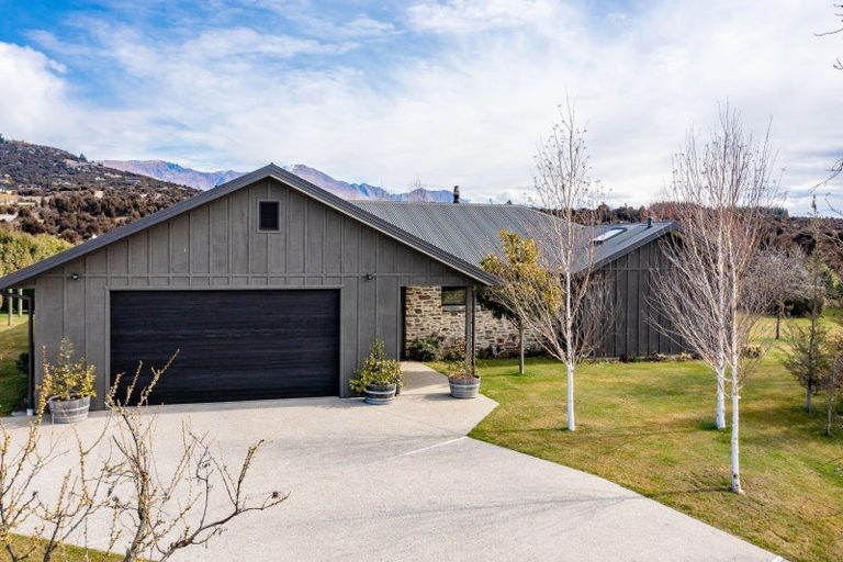 Photo of property in 9 Hikuwai Drive, Albert Town, Wanaka, 9305