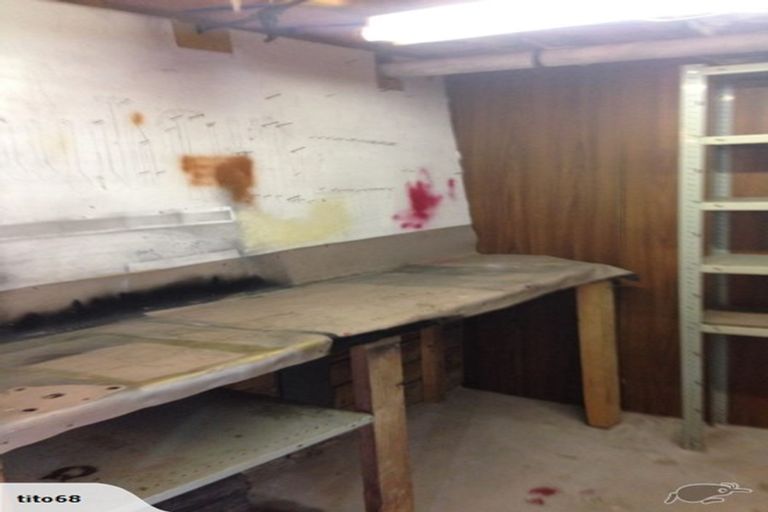 Photo of property in 2/26 Karaka Street, New Lynn, Auckland, 0600