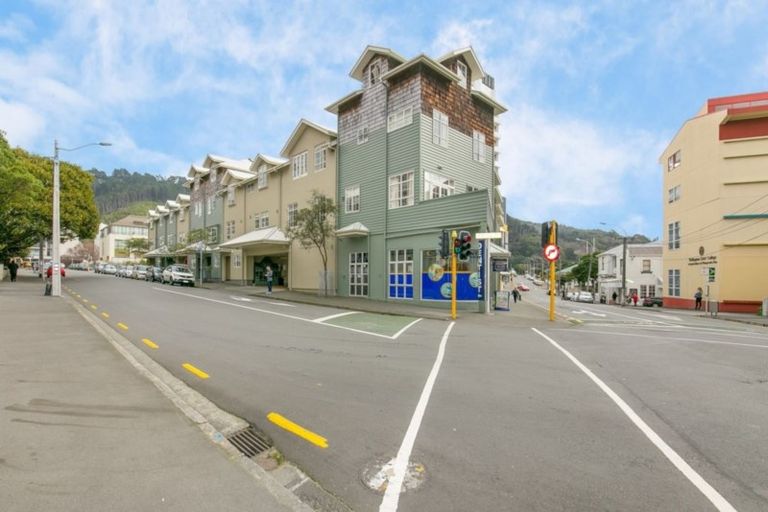 Photo of property in 48 Pipitea Street, Thorndon, Wellington, 6011