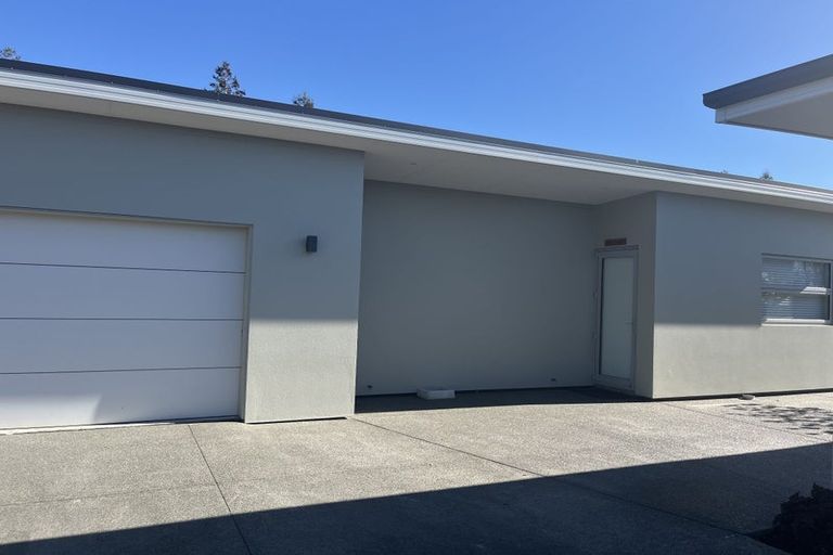 Photo of property in 47 Oakgrove Drive, Rangiora, 7400