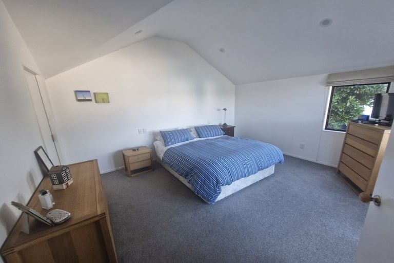 Photo of property in 287 Karaka Bay Road, Karaka Bays, Wellington, 6022