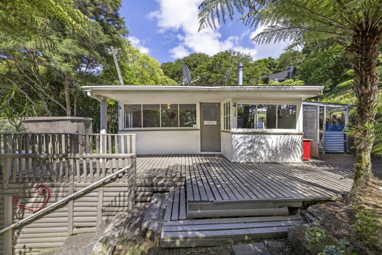 Photo of property in 28 Cross Street, Raglan, 3225