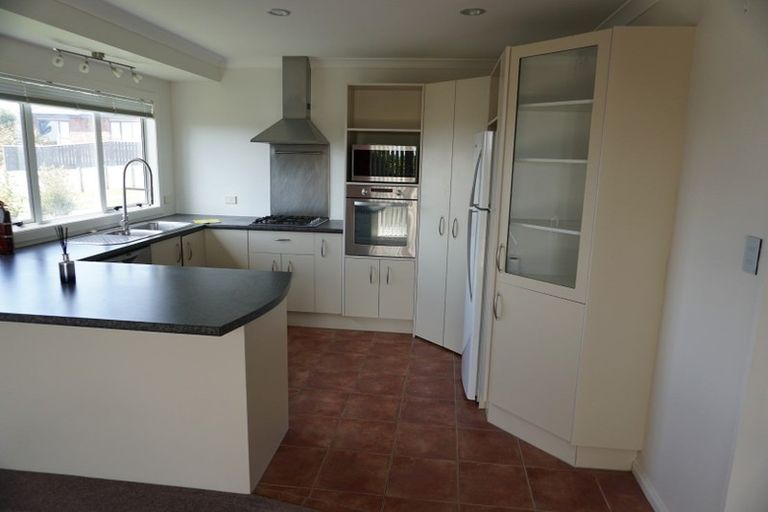 Photo of property in 4 Comber Place, Johnsonville, Wellington, 6037