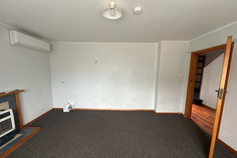 Photo of property in 8-10 Opie Place, Highbury, Palmerston North, 4412