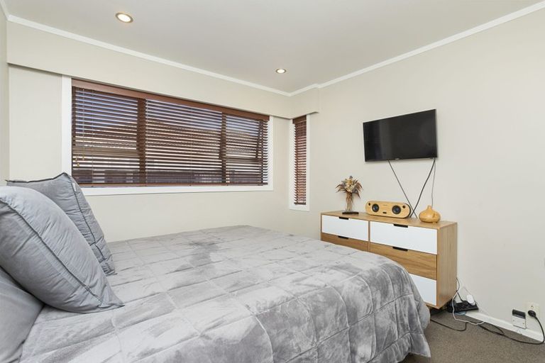 Photo of property in 1/105 Taylor Road, Mangere Bridge, Auckland, 2022