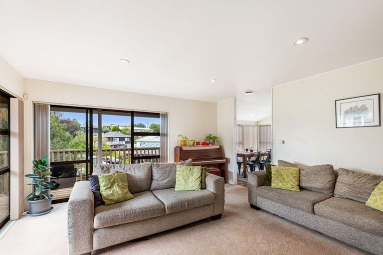 Photo of property in 2/17 Duncan Avenue, Te Atatu South, Auckland, 0610