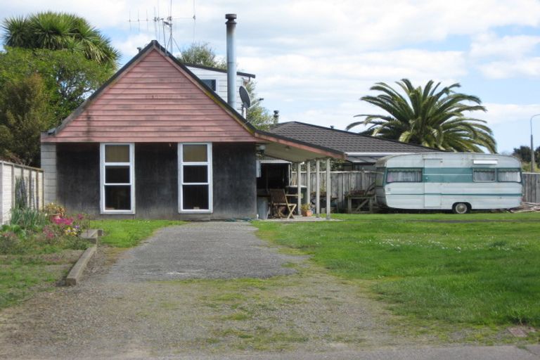 Photo of property in 9 Hammond Street, Bulls, 4818