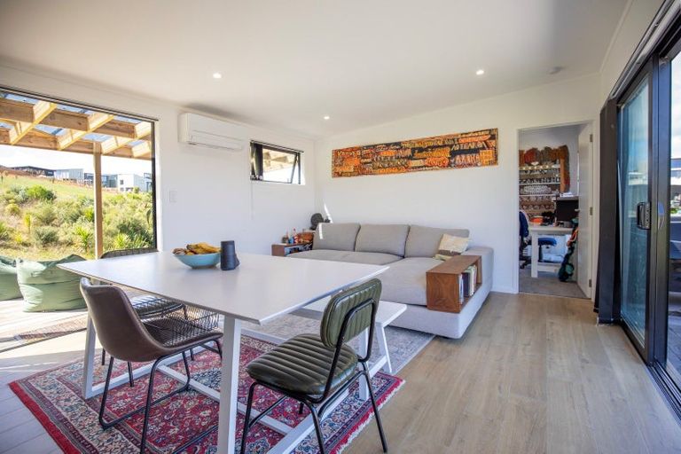 Photo of property in 11 Omahina Street, Raglan, 3225