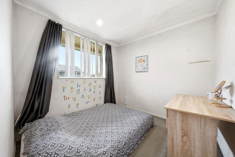 Photo of property in 99c Settlement Road, Papakura, 2110