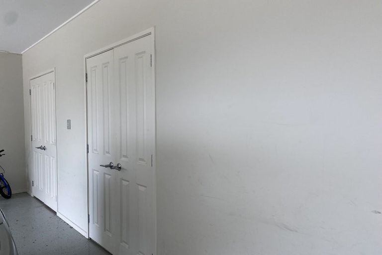 Photo of property in 5 Fielding Crescent, Farm Cove, Auckland, 2012