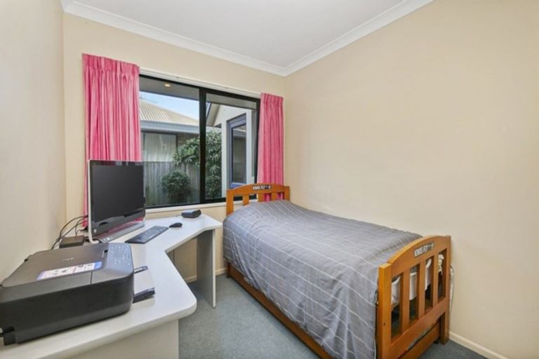 Photo of property in 17 Mountain View Place, Leeston, 7632