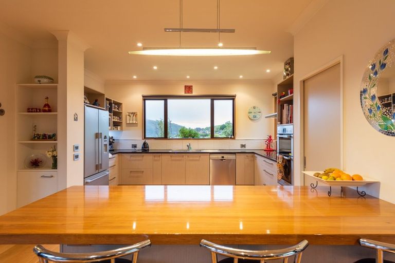 Photo of property in 104 Bing Lucas Drive, Tawa, Wellington, 5028