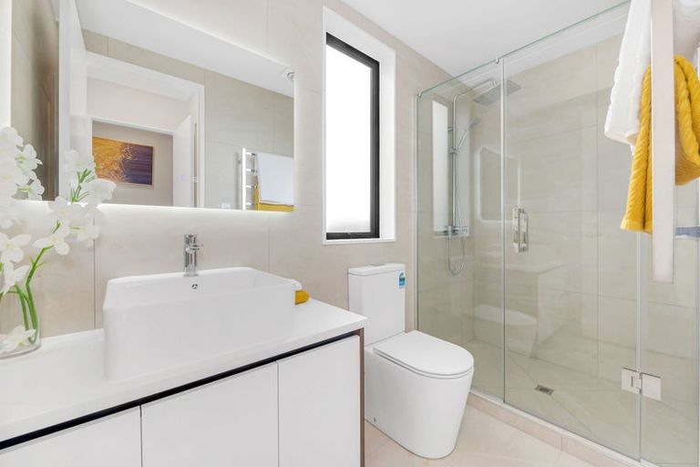 Photo of property in 32 Adamson Road, Flat Bush, Auckland, 2019