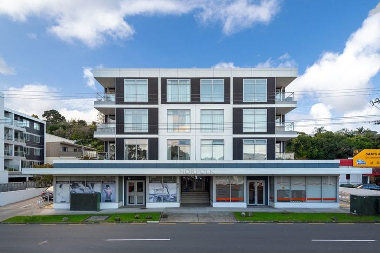 Photo of property in Norfolk Apartments, 305/19 Bute Road, Browns Bay, Auckland, 0630
