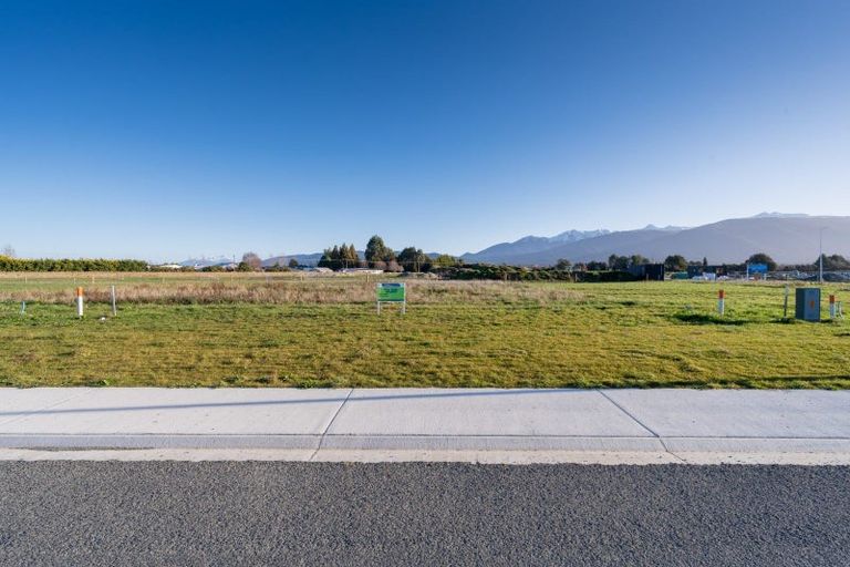 Photo of property in 19 Oraka Street, Te Anau, 9600