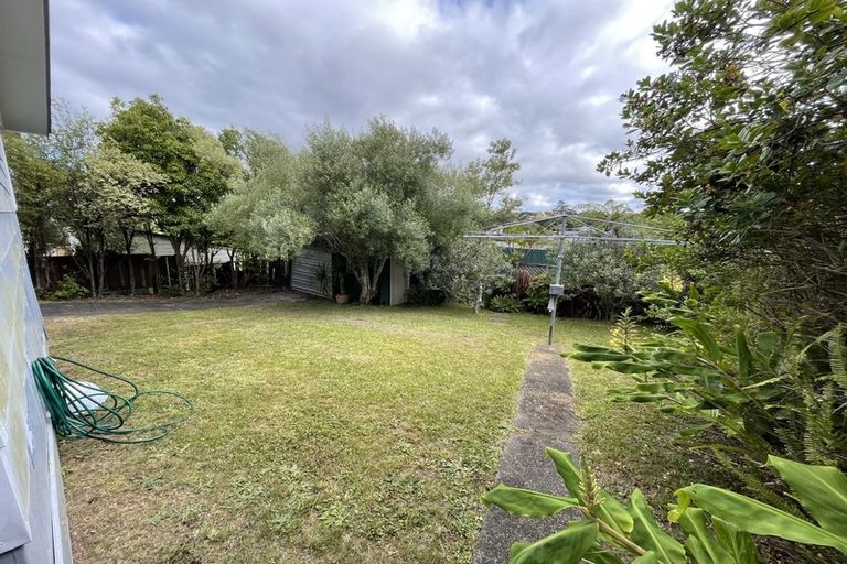Photo of property in 73 Triangle Road, Massey, Auckland, 0614