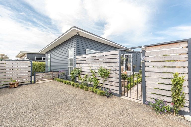 Photo of property in 5 Toi Street, Tawhero, Whanganui, 4501