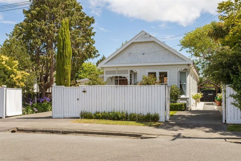 Photo of property in 73 Caledonian Road, St Albans, Christchurch, 8014