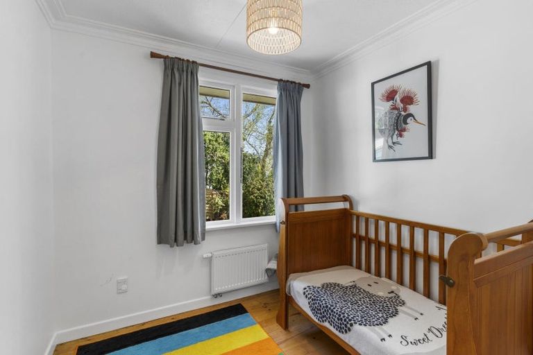Photo of property in 34 Bayne Terrace, Macandrew Bay, Dunedin, 9014
