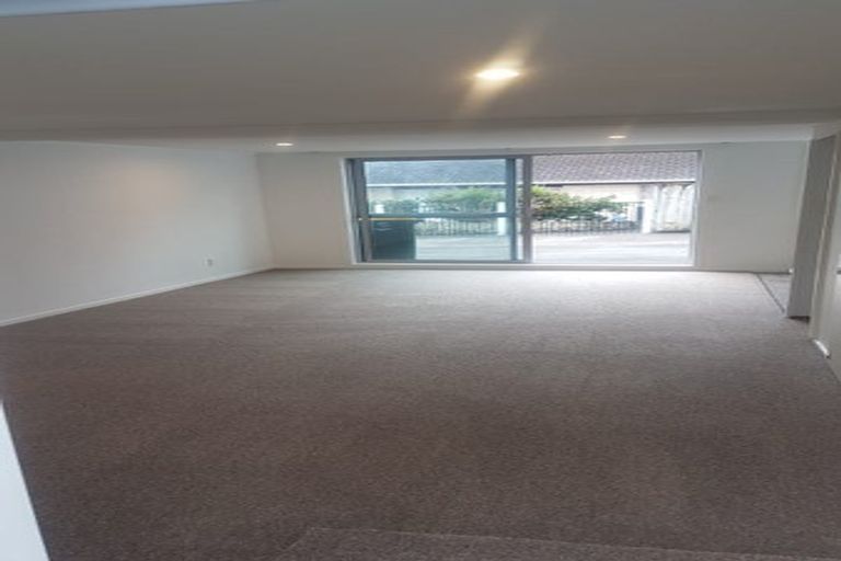 Photo of property in 4/43 Wallace Road, Papatoetoe, Auckland, 2025