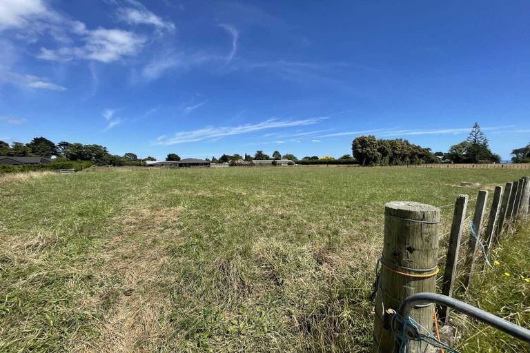 Photo of property in 187 Smart Road, Hillsborough, New Plymouth, 4372