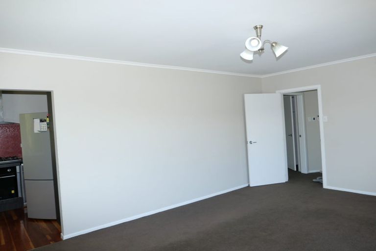 Photo of property in 113 Parkvale Road, Karori, Wellington, 6012