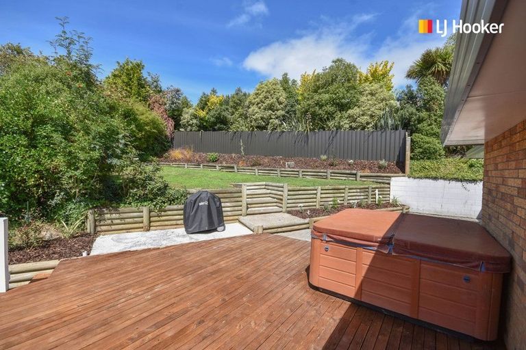 Photo of property in 22 Braeside, Kinmont Park, Mosgiel, 9024
