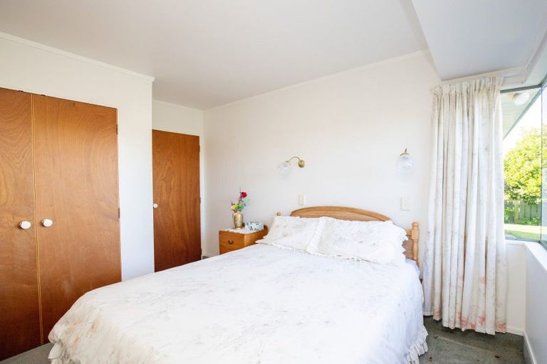 Photo of property in 15 Walton Place, Ngatea, 3503