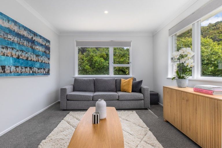 Photo of property in 20 Mahinawa Street, Takapuwahia, Porirua, 5022