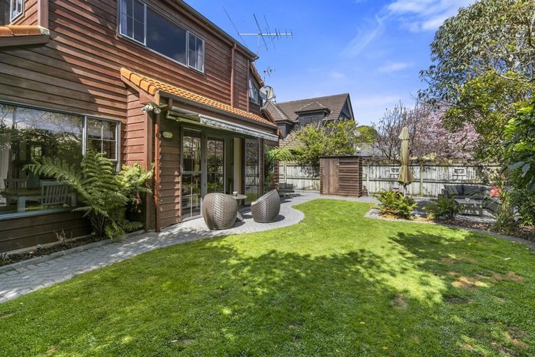 Photo of property in 5a Kauri Street, Woburn, Lower Hutt, 5011