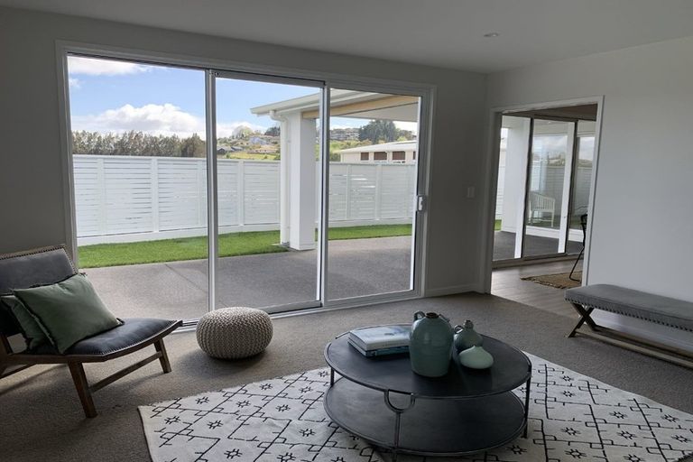 Photo of property in 41 Saint Pauls Drive, Brookfield, Tauranga, 3110
