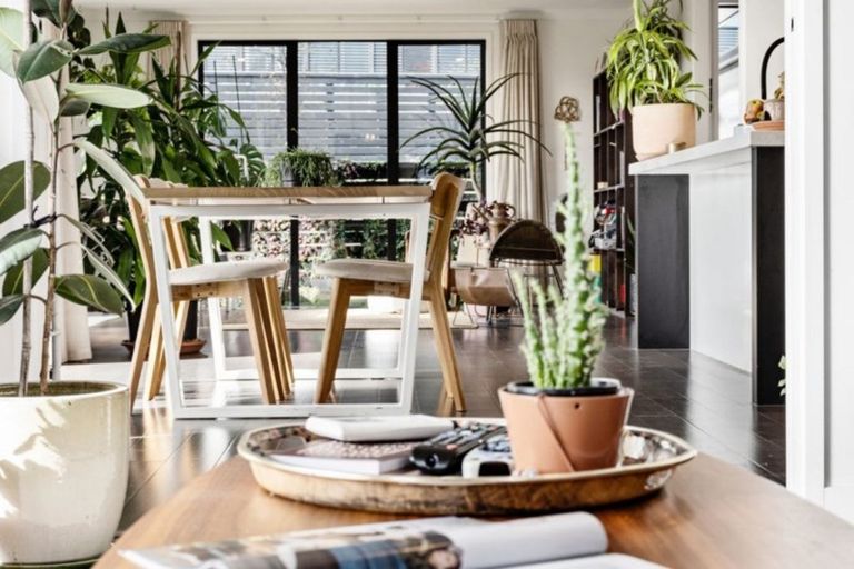 Photo of property in 2 Rochfort Crescent, Pyes Pa, Tauranga, 3112