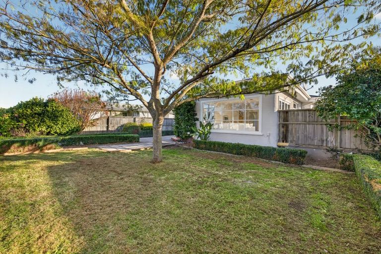 Photo of property in 325 Hills Road, Mairehau, Christchurch, 8013