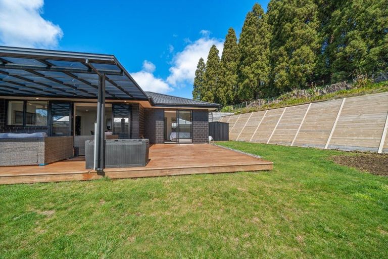 Photo of property in 21c Garrett Drive, Whalers Gate, New Plymouth, 4310