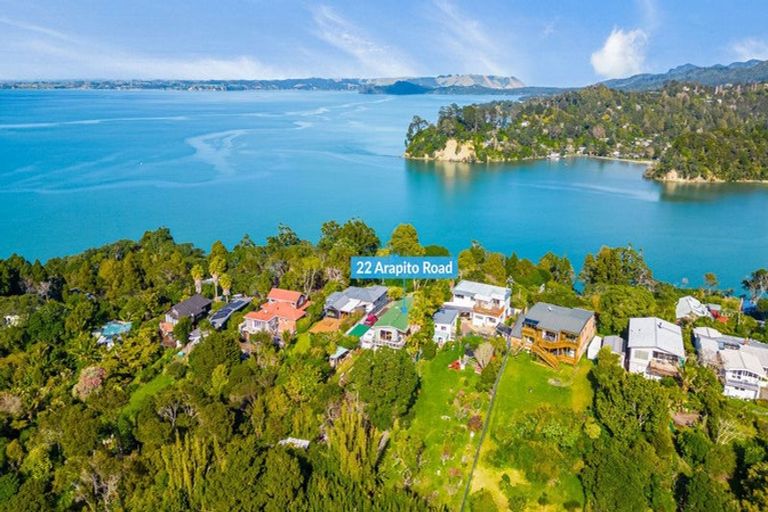 Photo of property in 22 Arapito Road, Titirangi, Auckland, 0604