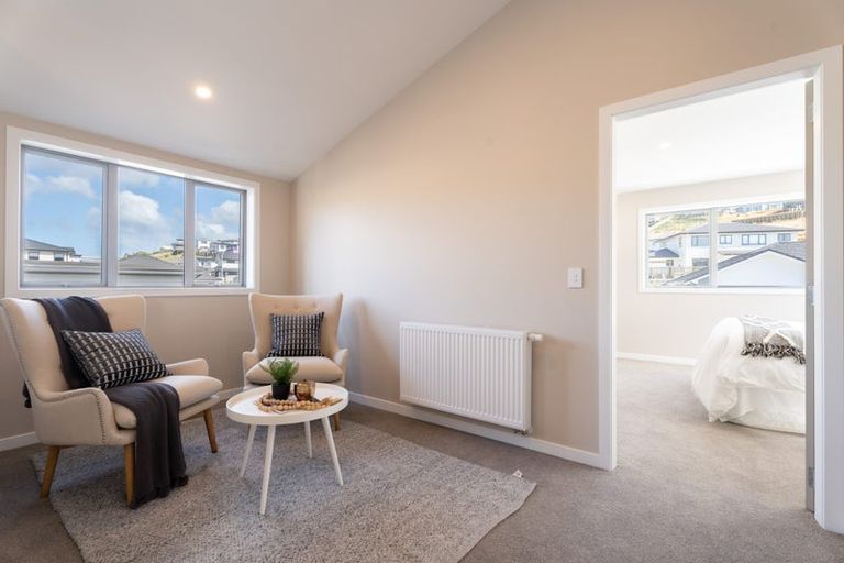 Photo of property in 69 Atherton Terrace, Churton Park, 6037