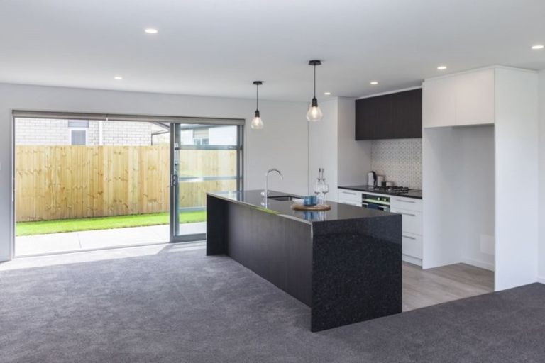 Photo of property in 10 Ciaran Close, Broomfield, Christchurch, 8042