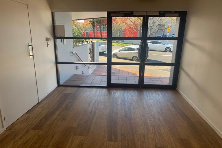 Photo of property in 304/3 Morningside Drive, Morningside, Auckland, 1025