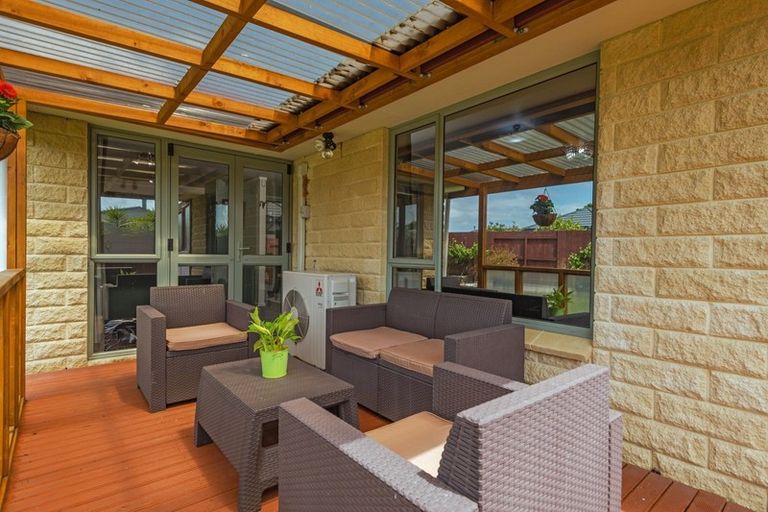 Photo of property in 72 Parnell Heights, Kelvin Grove, Palmerston North, 4414