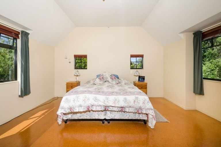 Photo of property in 7 Holgate Avenue, Herald Island, Auckland, 0618