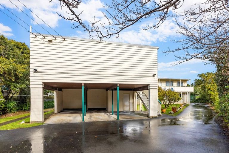 Photo of property in 1/19 Pirie Crescent, Moera, Lower Hutt, 5010