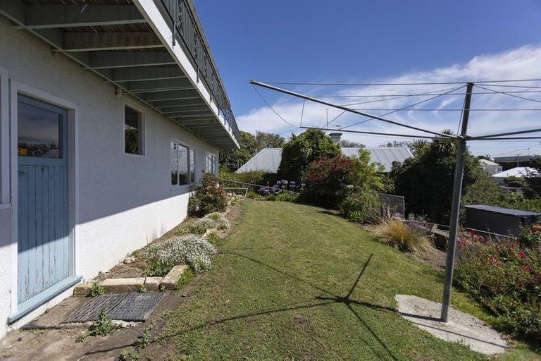 Photo of property in 24 Avon Street, South Hill, Oamaru, 9400