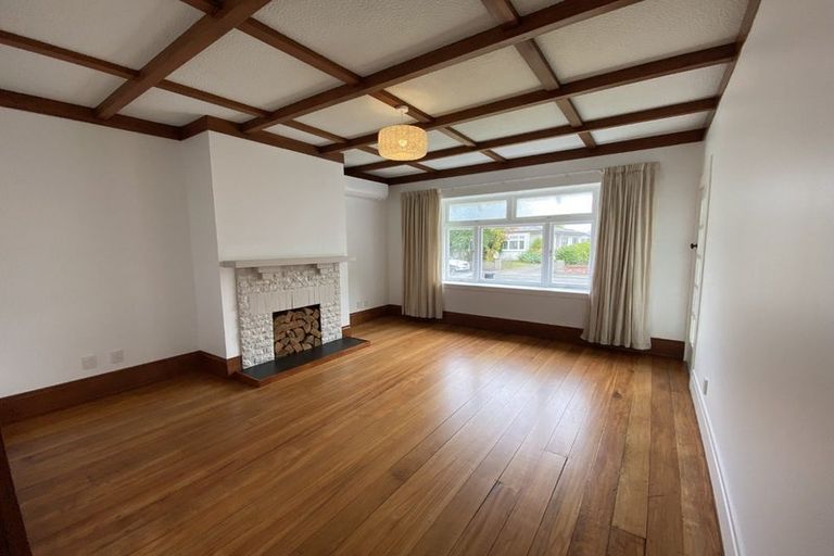 Photo of property in 1 Roach Street, Marewa, Napier, 4110